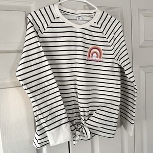 Old Navy girls sweatshirt with front tie design, girls XL.